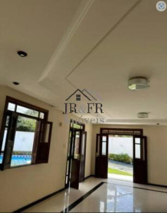 Imagem Casa com 6 Quartos à Venda, 380 m² em Itapuã - Salvador Imagem Casa com 6 Quartos à Venda, 380 m² em Itapuã - Salvador