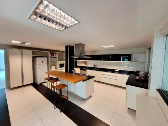 Imagem Casa com 5 Quartos à Venda, 750 m² em Barra Da Tijuca - Rio De Janeiro Imagem Casa com 5 Quartos à Venda, 750 m² em Barra Da Tijuca - Rio De Janeiro