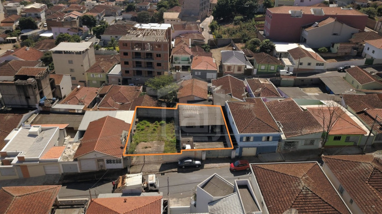 Imóvel à Venda, 272 m² em Centro - Campestre