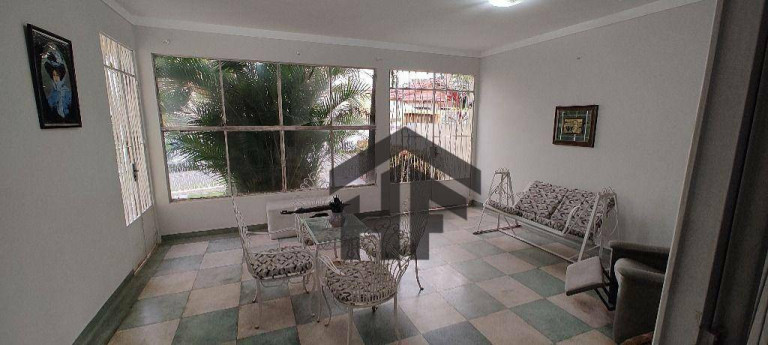 Imagem Casa com 4 Quartos à Venda, 225 m² em Casa Amarela - Recife