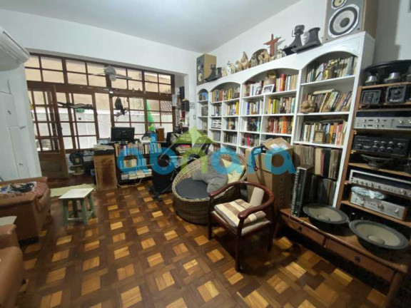 Imagem Apartamento com 2 Quartos à Venda, 100 m² em Copacabana - Rio De Janeiro