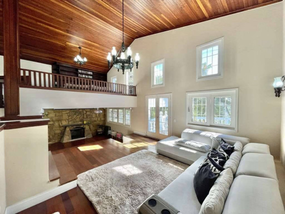 Imagem Casa com 3 Quartos à Venda, 600 m² em Pousada Dos Bandeirantes - Carapicuíba Imagem Casa com 3 Quartos à Venda, 600 m² em Pousada Dos Bandeirantes - Carapicuíba