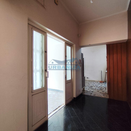Imagem Casa com 3 Quartos à Venda, 208 m² em Centro - Birigui