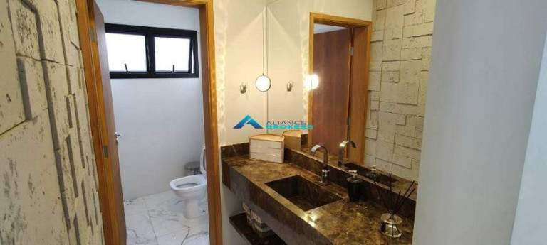 Imagem Casa com 4 Quartos à Venda, 376 m² em Bairro Caxambu - Jundiaí Imagem Casa com 4 Quartos à Venda, 376 m² em Bairro Caxambu - Jundiaí