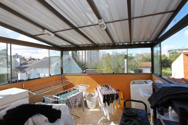 Imagem Imóvel com 3 Quartos à Venda, 193 m² em Jardim Itu - Porto Alegre Imagem Imóvel com 3 Quartos à Venda, 193 m² em Jardim Itu - Porto Alegre