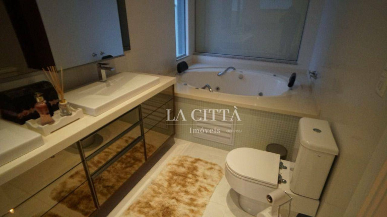 Imagem Casa com 3 Quartos à Venda, 376 m² em Ariribá - Balneário Camboriú