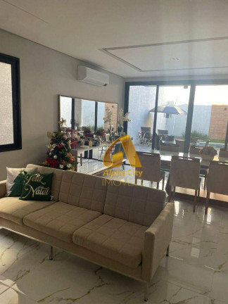 Imagem Casa com 4 Quartos à Venda, 330 m² em Alphaville - Santana De Parnaíba Imagem Casa com 4 Quartos à Venda, 330 m² em Alphaville - Santana De Parnaíba