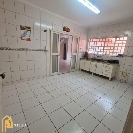 Imagem Casa com 3 Quartos à Venda, 170 m² em Jardim Ana Emilia - Taubaté Imagem Casa com 3 Quartos à Venda, 170 m² em Jardim Ana Emilia - Taubaté