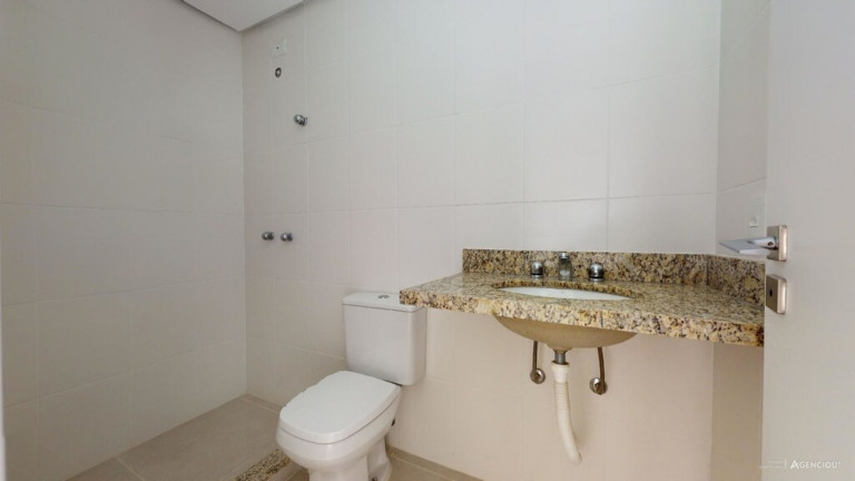 Imagem Imóvel com 2 Quartos à Venda, 166 m² em Tristeza - Porto Alegre
