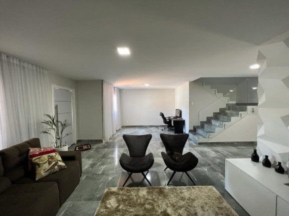 Casa com 3 Quartos à Venda, 280 m² em Setor Habitacional Arniqueira (águas Claras) - Brasília