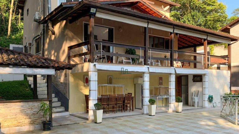 Imagem Casa com 5 Quartos à Venda, 260 m² em Maria Paula - Niterói Imagem Casa com 5 Quartos à Venda, 260 m² em Maria Paula - Niterói