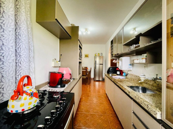Imagem Casa com 4 Quartos à Venda, 242 m² em Garcia - Blumenau