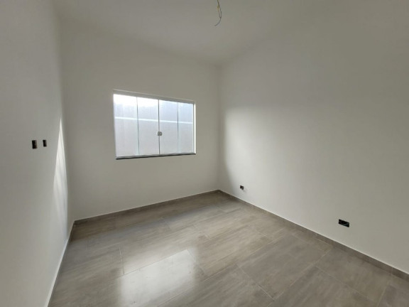 Imagem Casa com 3 Quartos à Venda, 75 m² em Sant Etiene - Matinhos
