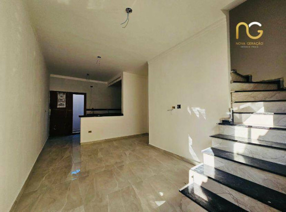 Casa com 2 Quartos à Venda, 62 m² em Vila Guilhermina - Praia Grande