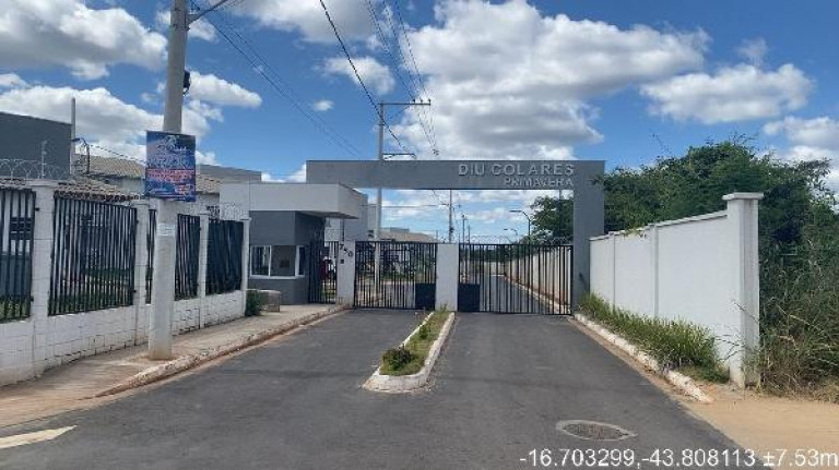 Imóvel com 2 Quartos à Venda, 54 m² em Centro - Montes Claros