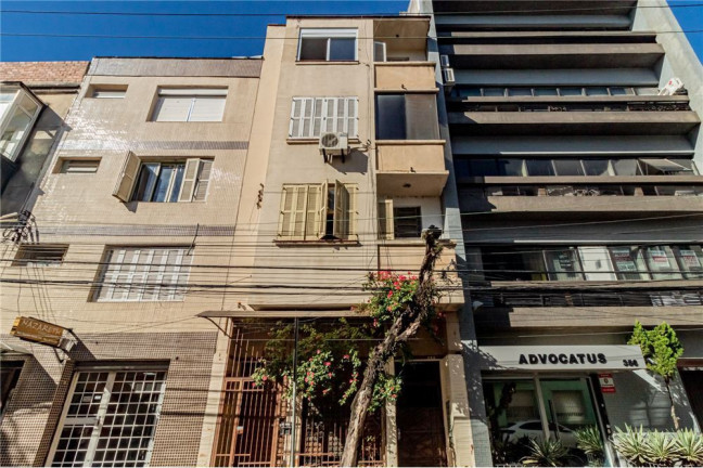 Imagem Imóvel com 2 Quartos à Venda, em Centro Histórico - Porto Alegre Imagem Imóvel com 2 Quartos à Venda, em Centro Histórico - Porto Alegre