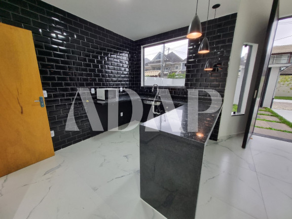 Imagem Casa com 5 Quartos à Venda, 210 m² em Vargem Pequena - Rio De Janeiro Imagem Casa com 5 Quartos à Venda, 210 m² em Vargem Pequena - Rio De Janeiro