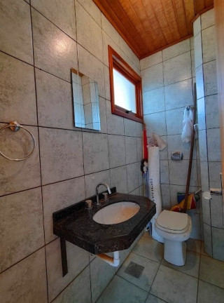 Imagem Imóvel com 3 Quartos à Venda, em Cristal - Porto Alegre Imagem Imóvel com 3 Quartos à Venda, em Cristal - Porto Alegre