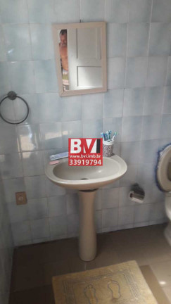 Imagem Casa com 2 Quartos à Venda, 75 m² em Ramos - Rio De Janeiro Imagem Casa com 2 Quartos à Venda, 75 m² em Ramos - Rio De Janeiro