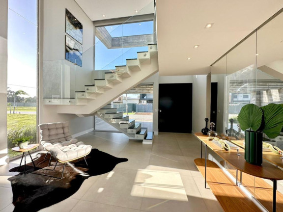Imagem Casa com 4 Quartos à Venda, em Centro - Xangri-la Imagem Casa com 4 Quartos à Venda, em Centro - Xangri-la
