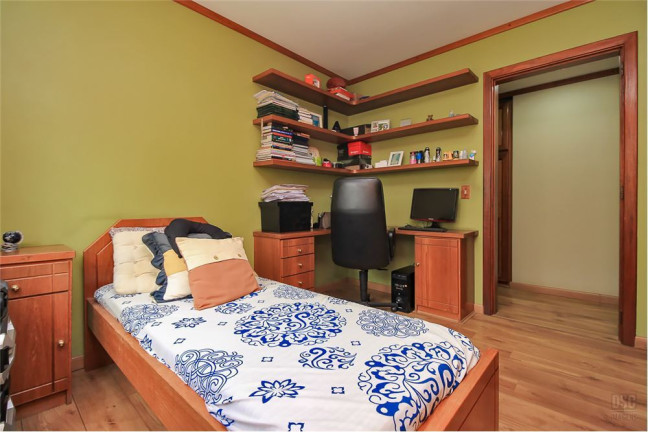 Imagem Apartamento com 4 Quartos à Venda, 217 m² em Higienópolis - Porto Alegre Imagem Apartamento com 4 Quartos à Venda, 217 m² em Higienópolis - Porto Alegre