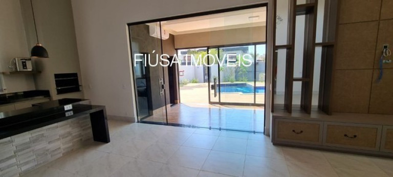 Casa com 4 Quartos à Venda,  em Residencial Enseada Da Fronteira - Rifaina