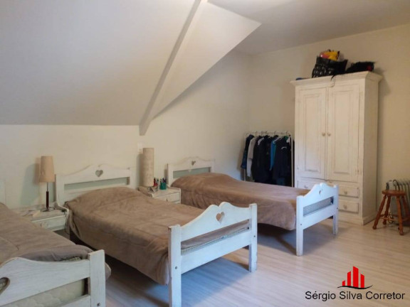 Imagem Casa de Condomínio com 3 Quartos à Venda, em Descansópolis - Campos Do Jordão Imagem Casa de Condomínio com 3 Quartos à Venda, em Descansópolis - Campos Do Jordão