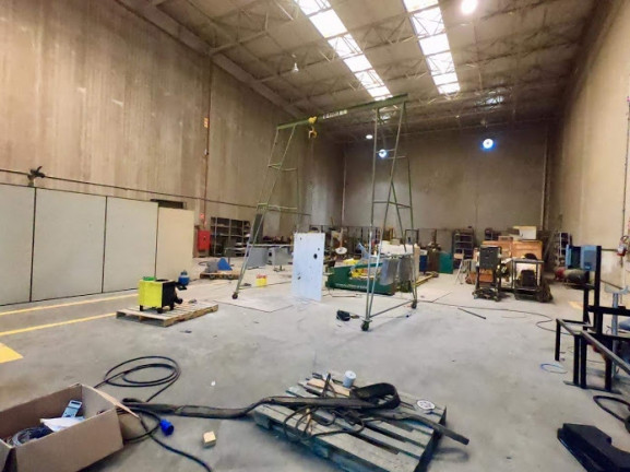 Imagem Galpão à Venda ou Locação, 681 m² em Jardim Belval - Barueri