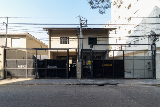 Casa com 3 Quartos à Venda, 208 m² em Vila Congonhas - São Paulo