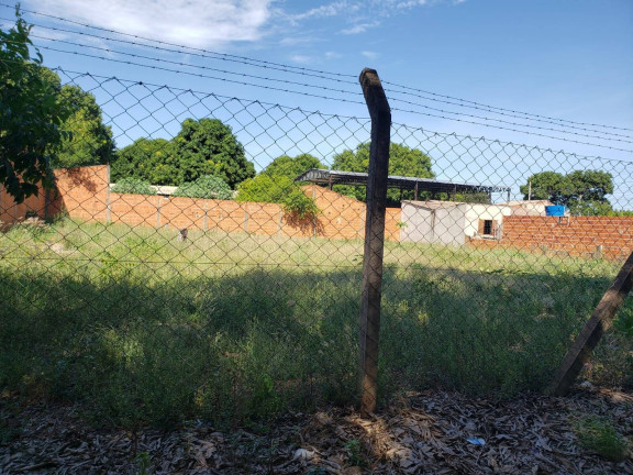 Terreno à Venda, 702 m² em Cuiabá