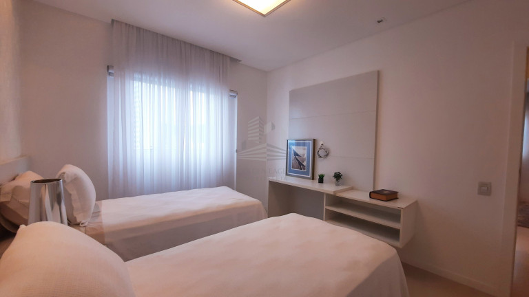 Imagem Apartamento com 3 Quartos à Venda, 256 m² em Centro - Balneário Camboriú