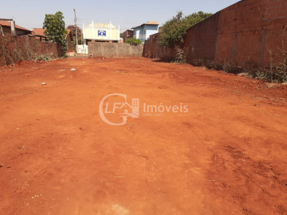 Terreno à Venda, 720 m² em Vila Nasser - Campo Grande