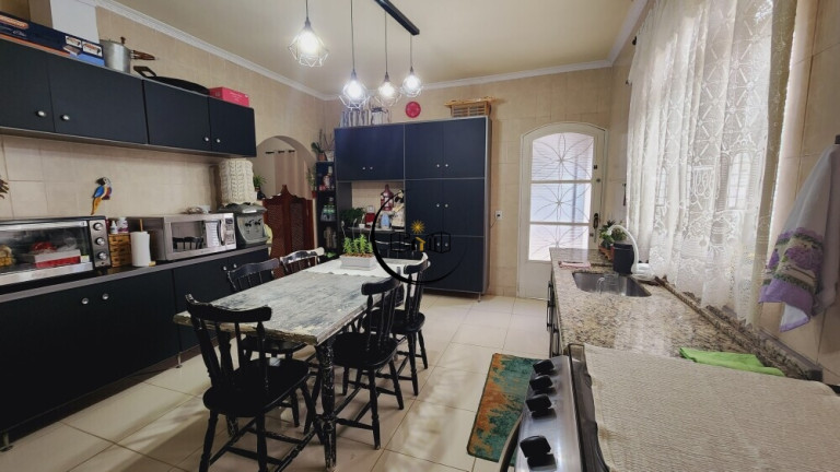 Imagem Casa com 3 Quartos à Venda, 244 m² em Vila São João - Itupeva