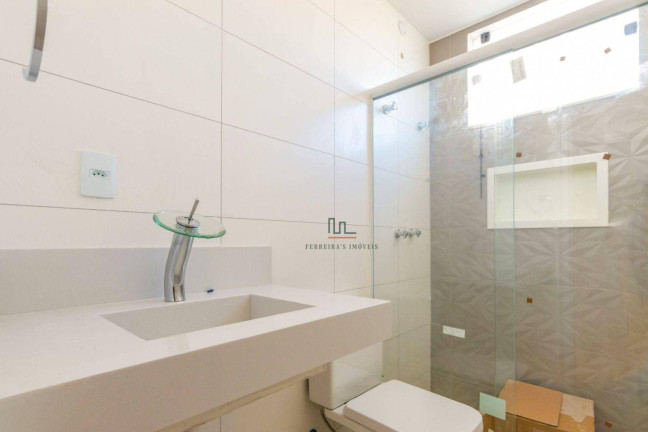 Imagem Casa com 3 Quartos à Venda, 380 m² em Itaipu - Niterói