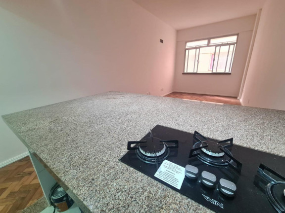 Imagem Apartamento com 1 Quarto à Venda, 31 m² em Copacabana - Rio De Janeiro