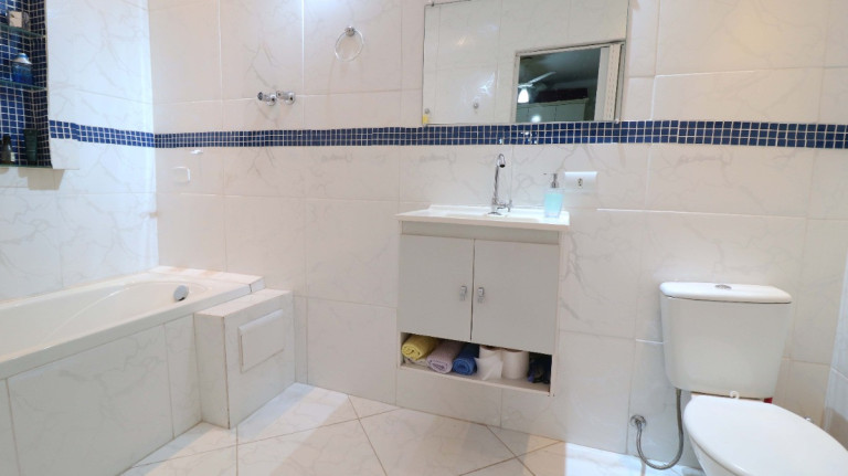 Imagem Casa com 3 Quartos à Venda, 179 m² em Vila Inglesa - São Paulo