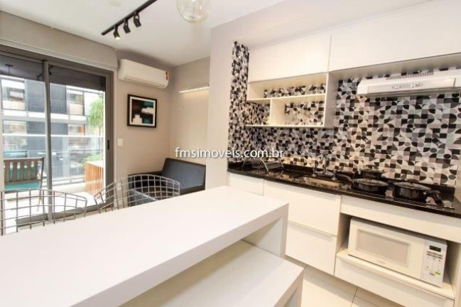 Imagem Imóvel com 1 Quarto à Venda, 34 m² em Vila Madalena - São Paulo Imagem Imóvel com 1 Quarto à Venda, 34 m² em Vila Madalena - São Paulo
