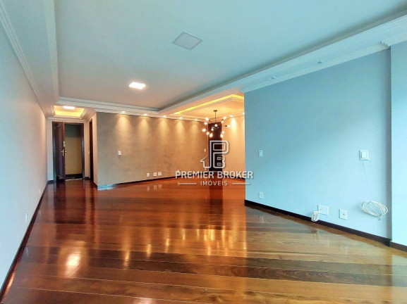 Imagem Apartamento com 4 Quartos à Venda, 141 m² em Várzea - Teresópolis
