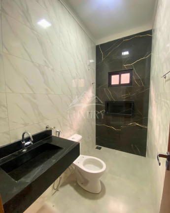 Casa com 3 Quartos à Venda, 110 m² em Setor Central 2 - Senador Canedo