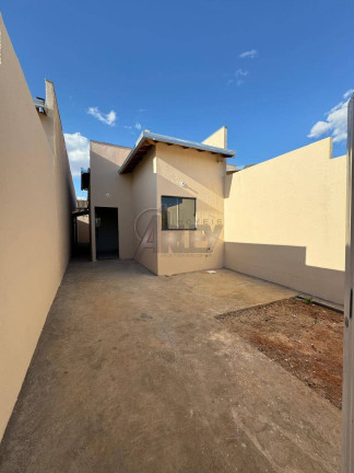 Imagem Casa com 3 Quartos à Venda,  em Jardim Primavera - Montes Claros