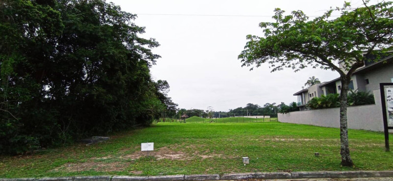 Terreno à Venda, 868 m² em Riviera De São Lourenço - Bertioga