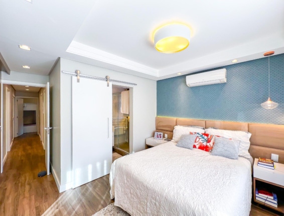 Imagem Apartamento com 3 Quartos à Venda, 240 m² em Bela Vista - Porto Alegre Imagem Apartamento com 3 Quartos à Venda, 240 m² em Bela Vista - Porto Alegre