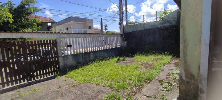 Imagem Casa com 3 Quartos à Venda, 350 m² em Vila Romar - Peruíbe