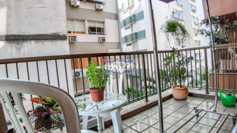 Imagem Apartamento com 4 Quartos à Venda, 191 m² em Lagoa - Rio De Janeiro Imagem Apartamento com 4 Quartos à Venda, 191 m² em Lagoa - Rio De Janeiro