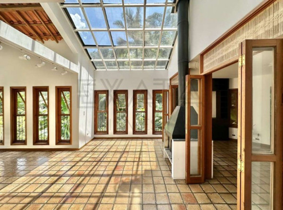 Imagem Imóvel com 3 Quartos à Venda, 485 m² em Condomínio Iolanda - Taboão Da Serra