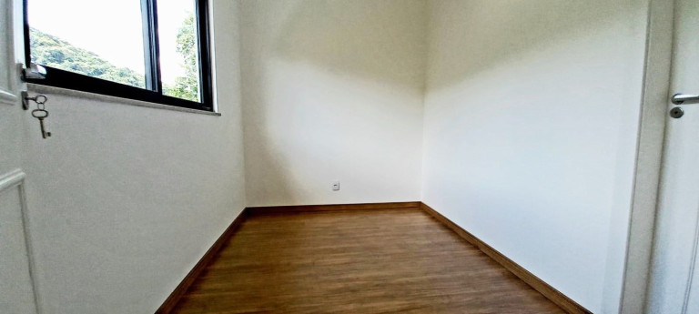 Imagem Casa com 4 Quartos à Venda, 171 m² em Posse - Teresópolis Imagem Casa com 4 Quartos à Venda, 171 m² em Posse - Teresópolis