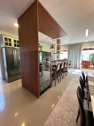 Imagem Casa com 3 Quartos à Venda, em América - Joinville Imagem Casa com 3 Quartos à Venda, em América - Joinville