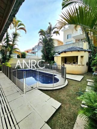 Imagem Casa com 4 Quartos à Venda, 305 m² em Alphaville - Santana De Parnaíba Imagem Casa com 4 Quartos à Venda, 305 m² em Alphaville - Santana De Parnaíba