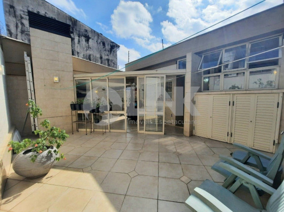 Imagem Casa com 3 Quartos à Venda, 160 m² em Jardim Botânico - Porto Alegre