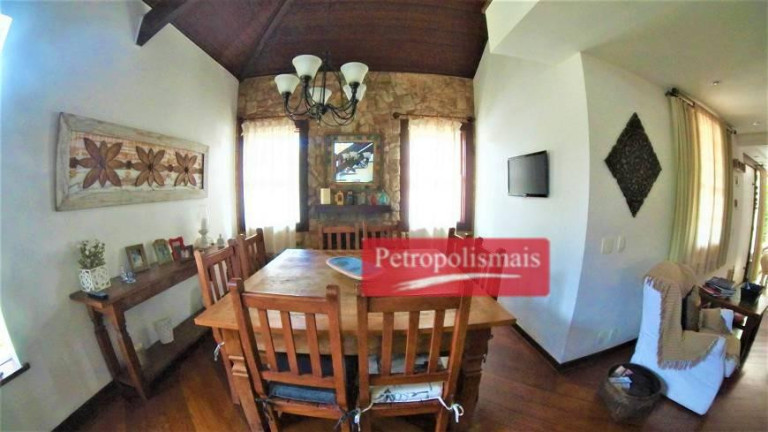 Imagem Casa com 3 Quartos à Venda,  em São Sebastião - Petrópolis